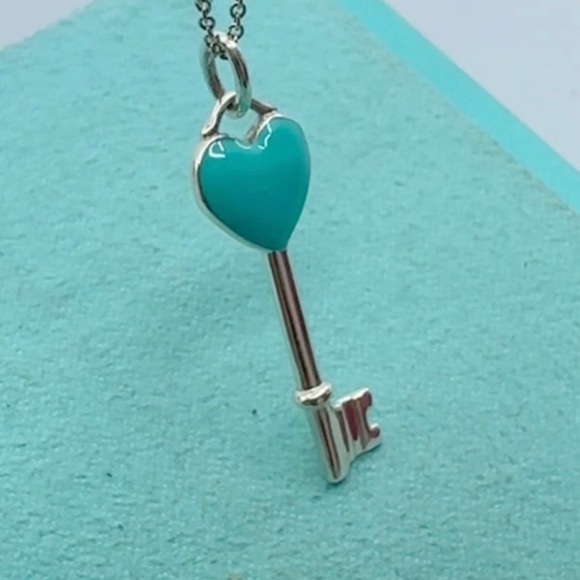 Tiffany & Co. Jewelry - 🩵 Tiffany & Co. 925 Sterling Silver & Enamel Necklace Mini Heart Key Pendant
